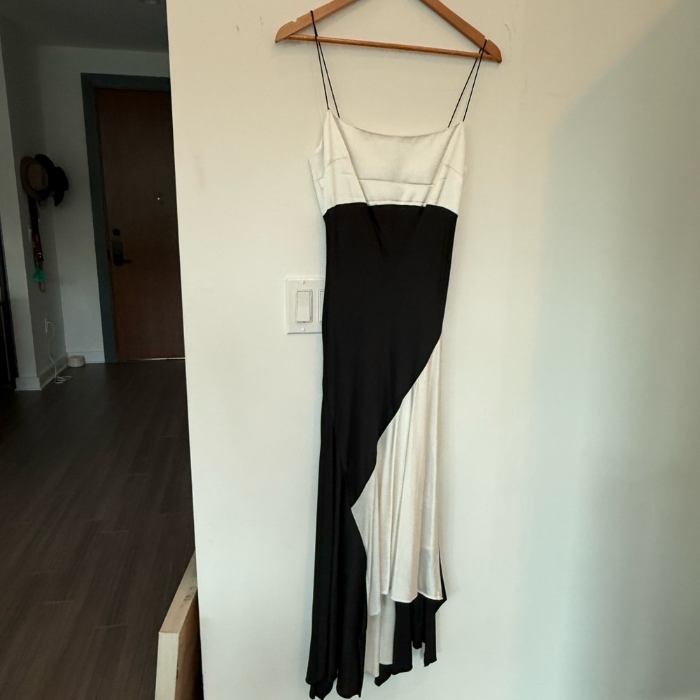 Alice + Olivia Monochrome Chic Dress